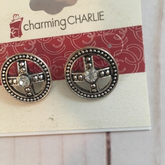 NWT Charming Charlie Earrings! - Picture 2 of 2